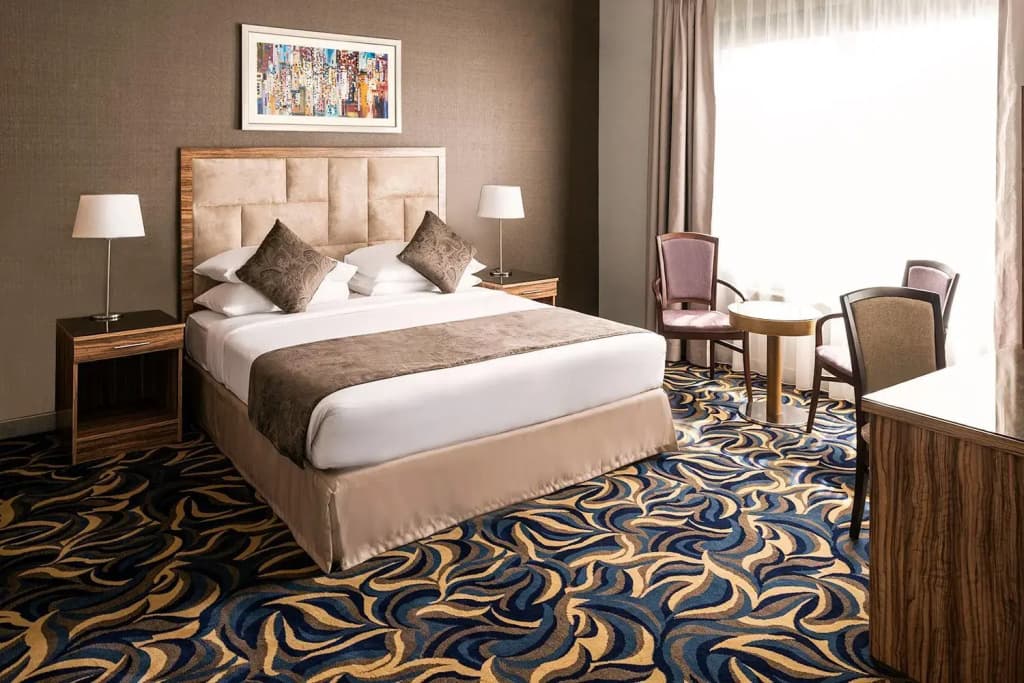 Emirates Plaza Hotel - photo 6