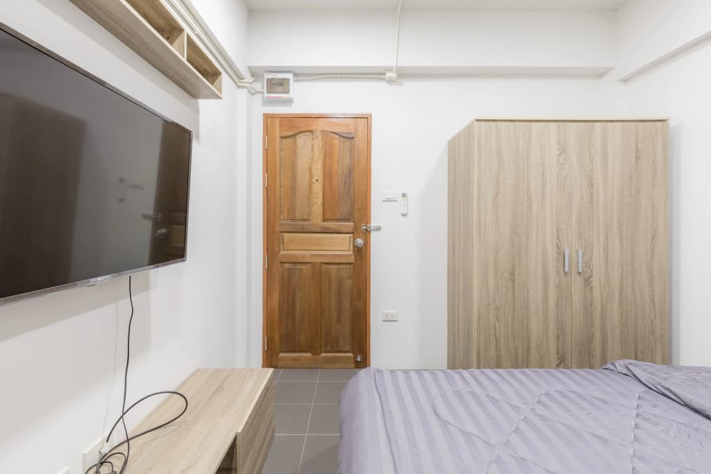 MiddleWay House - photo 6
