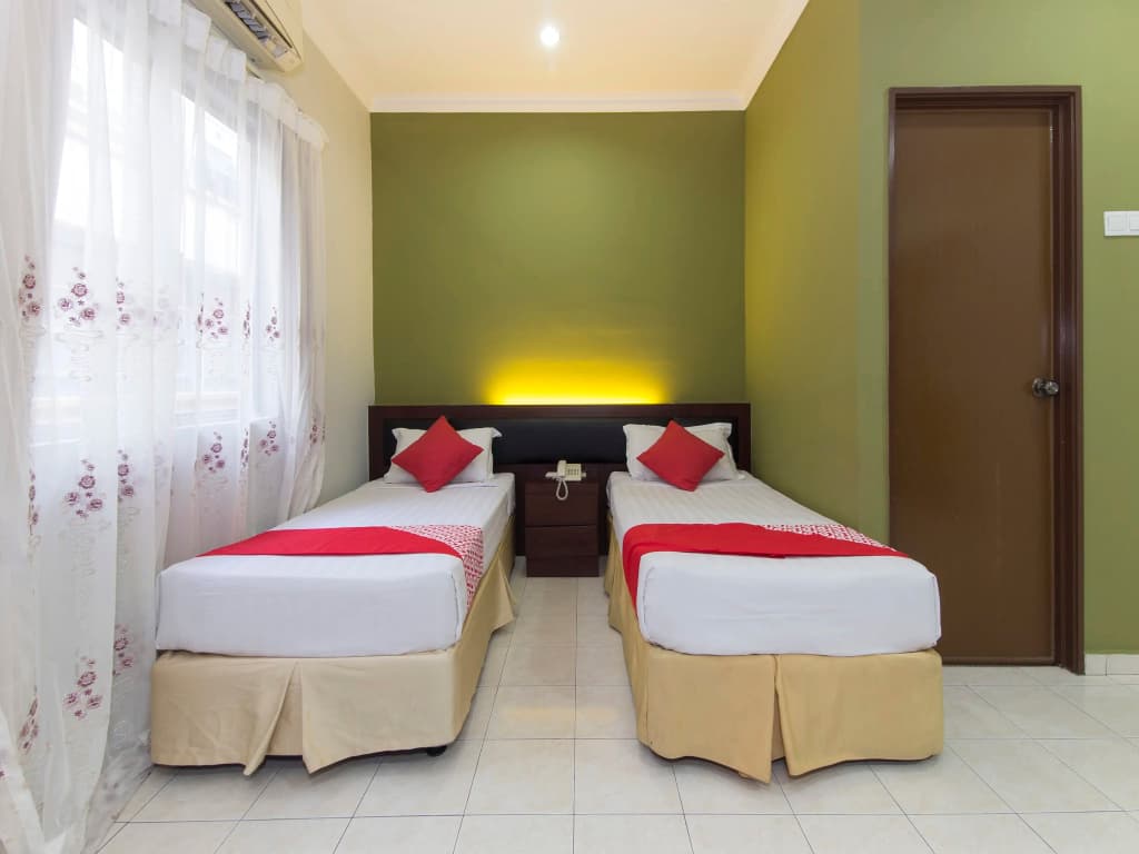 Bayu View Hotel Klang - photo 4