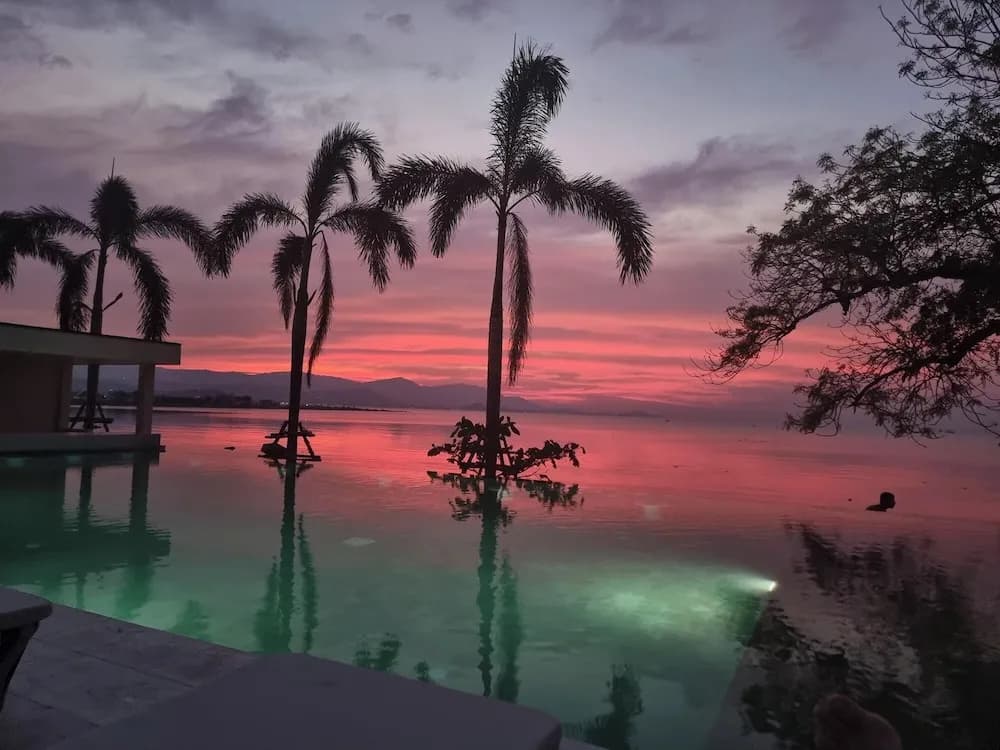 Allure Resort - photo 15