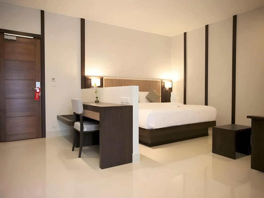 April Suites - photo 4
