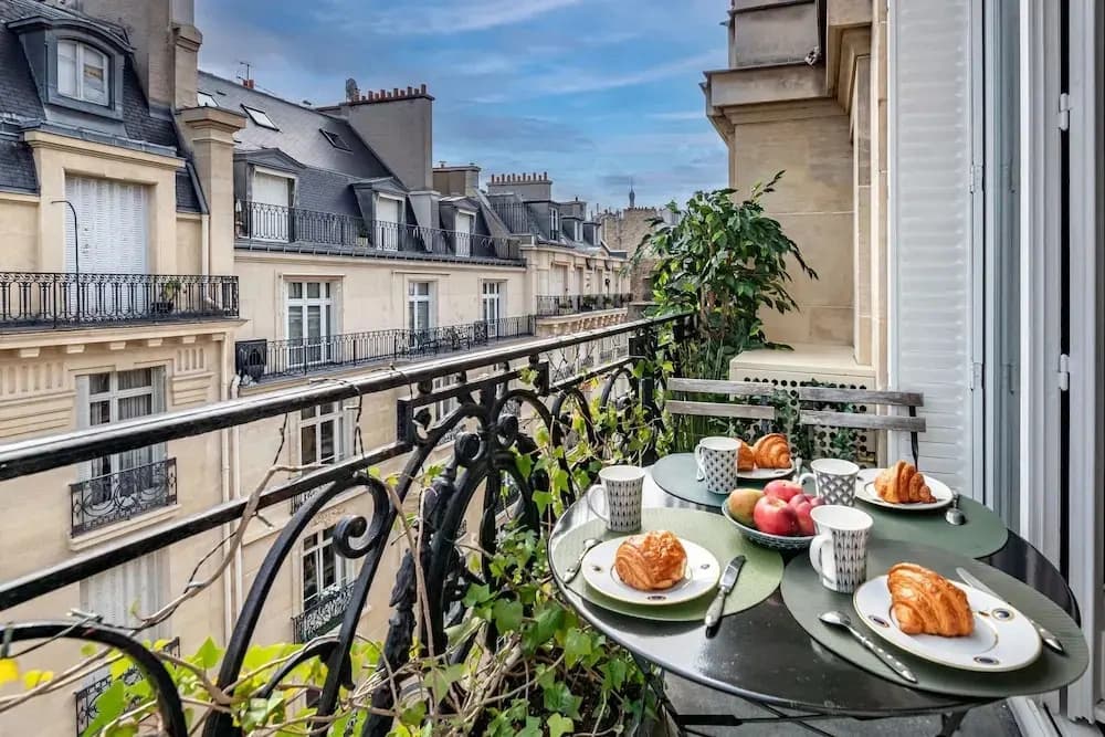 Prestigious Apartment Near the Trocadero - photo 11