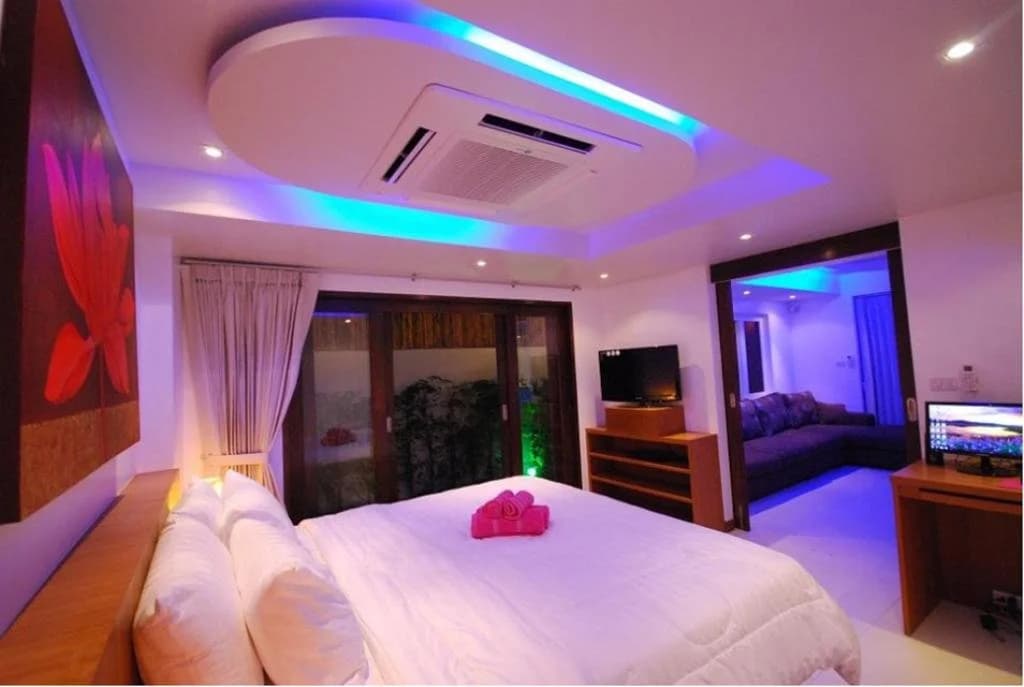 Villa Chok in beachfront villa resort - photo 5