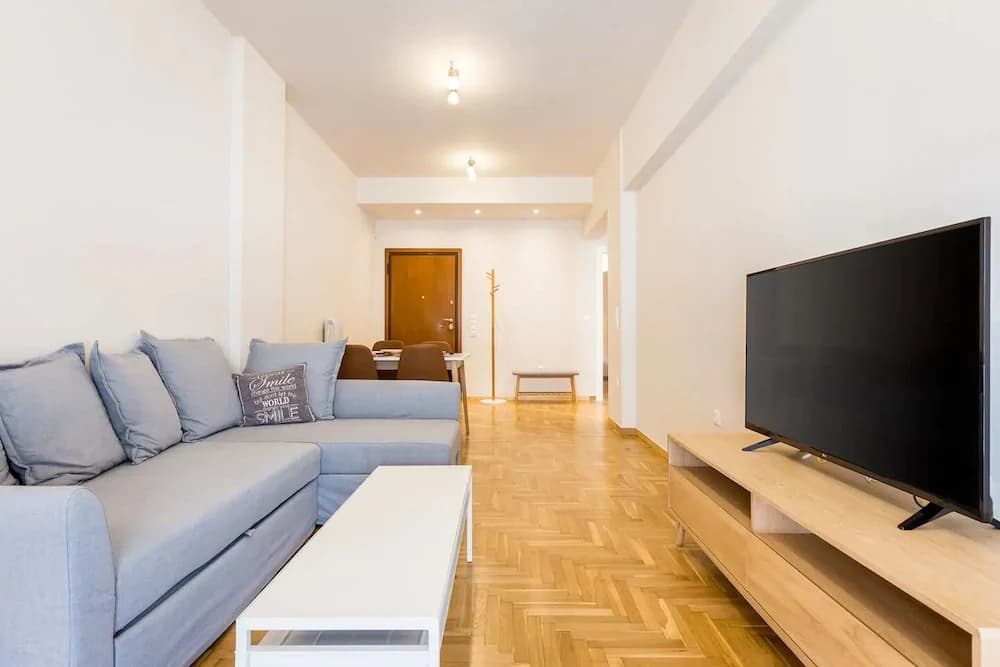 2 bedroom apartment near the Metro - photo 5