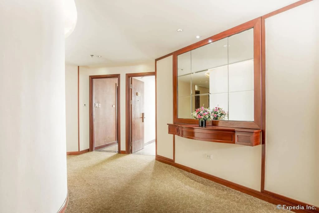 Nesta Hotel Ha Noi - photo 16