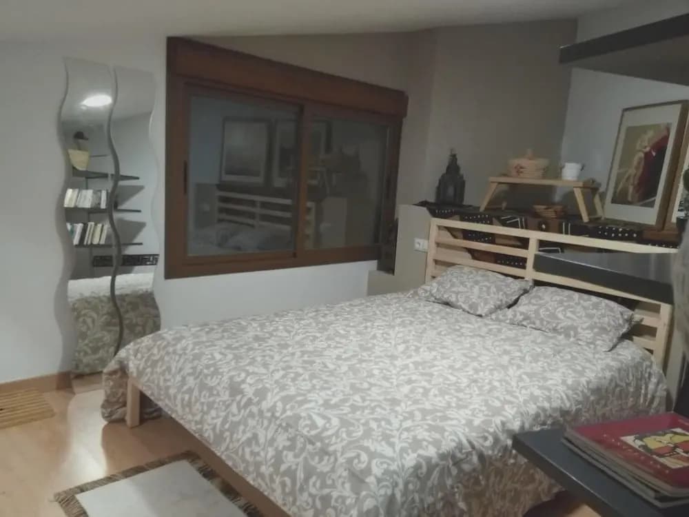 Studio in Madrid, With Shared Pool, Enclosed Garden and Wifi - photo 3