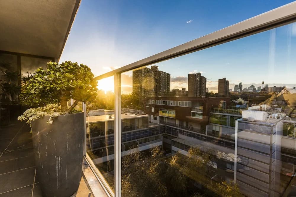 Loft Penthouse With Startling City Views + Parking - photo 5
