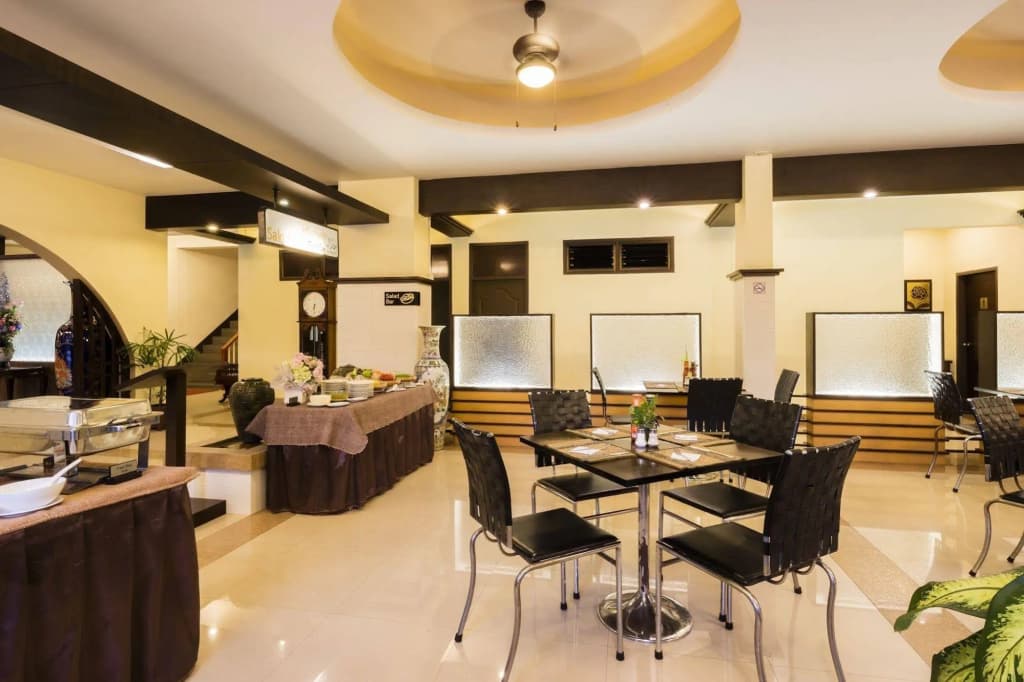 Sakulchai Place Hotel - photo 21