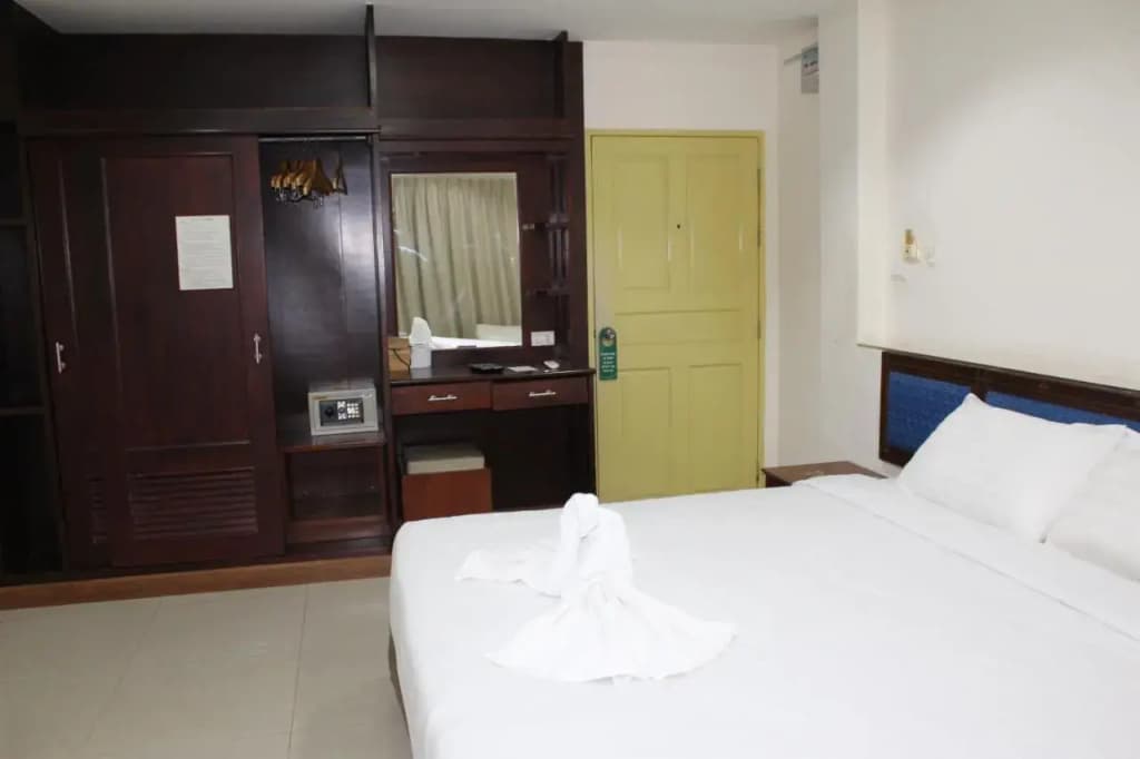 Vp Place 2 - photo 8
