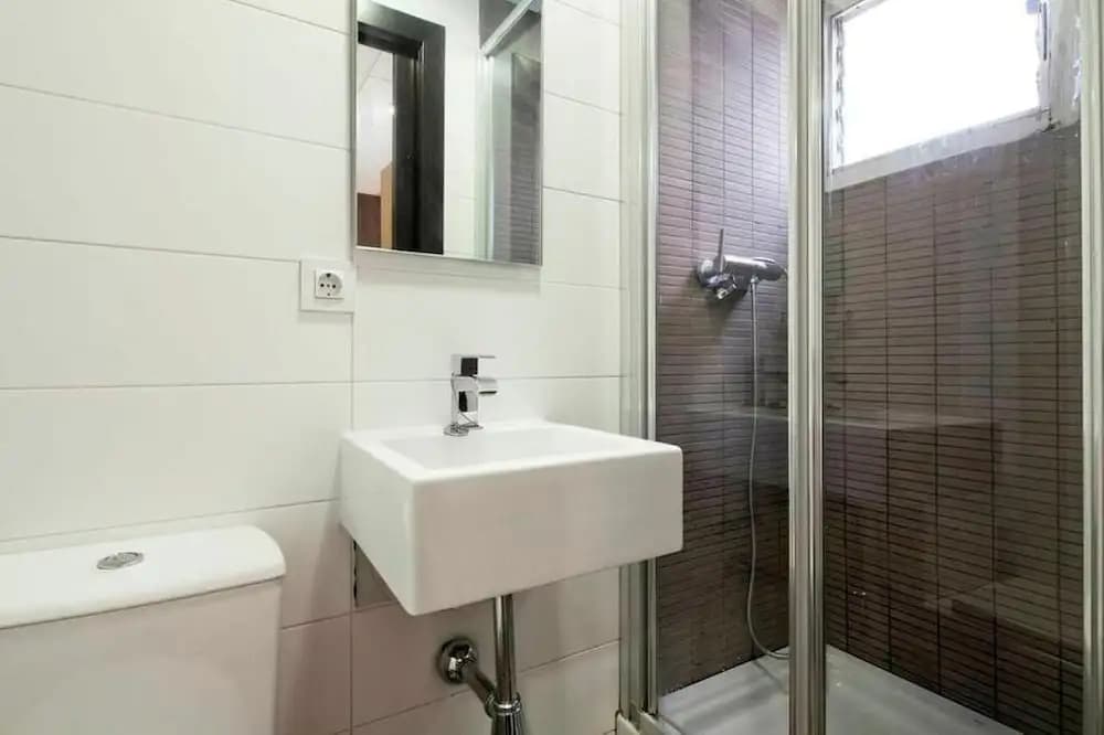 DingDong Putxet Hotel - photo 11