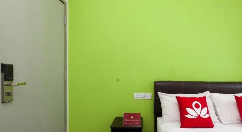 Jasmine Inn Hotel by ZEN Rooms - photo 4