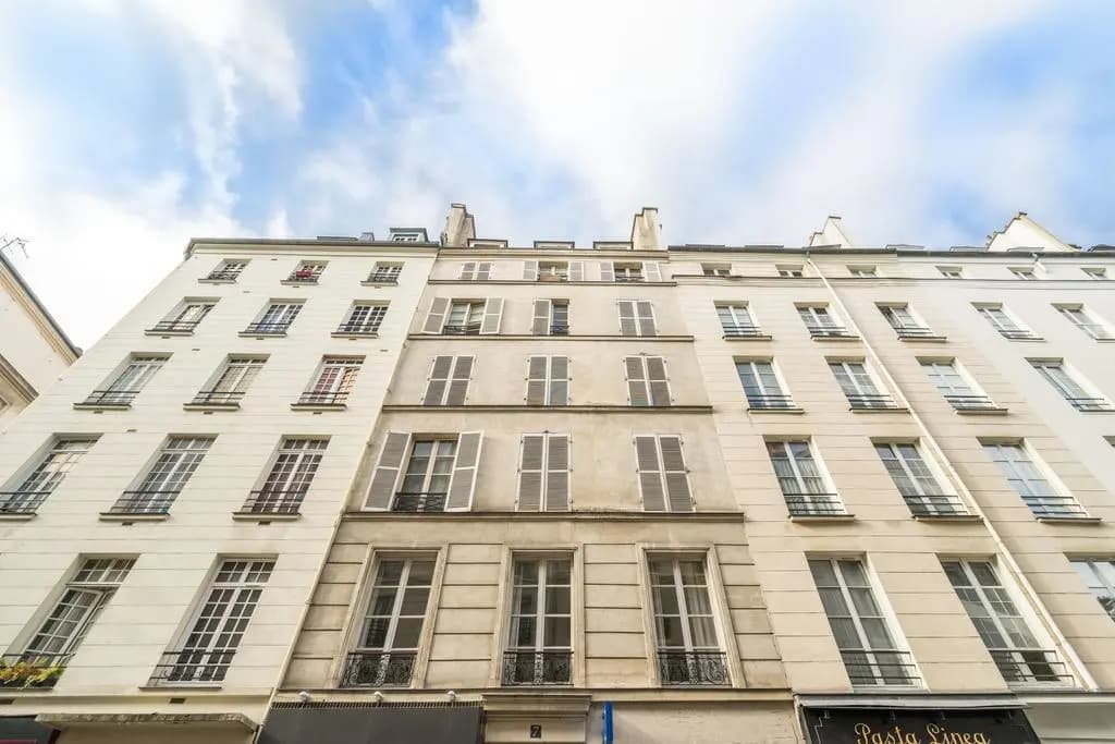 Marais Turenne Apartments - photo 12