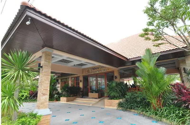 Chalong Villa Resort & Spa - photo 16