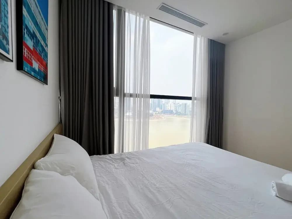 Vinhomes Skylake Deluxe Apartment - photo 4