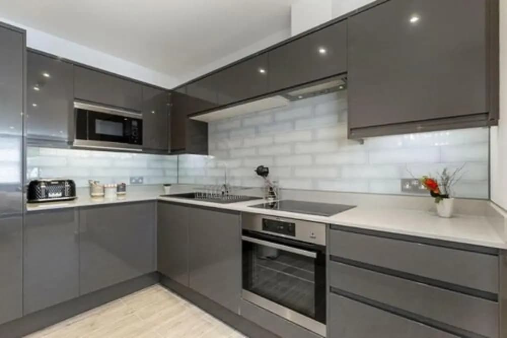 The Lion Gate Apartments - photo 11