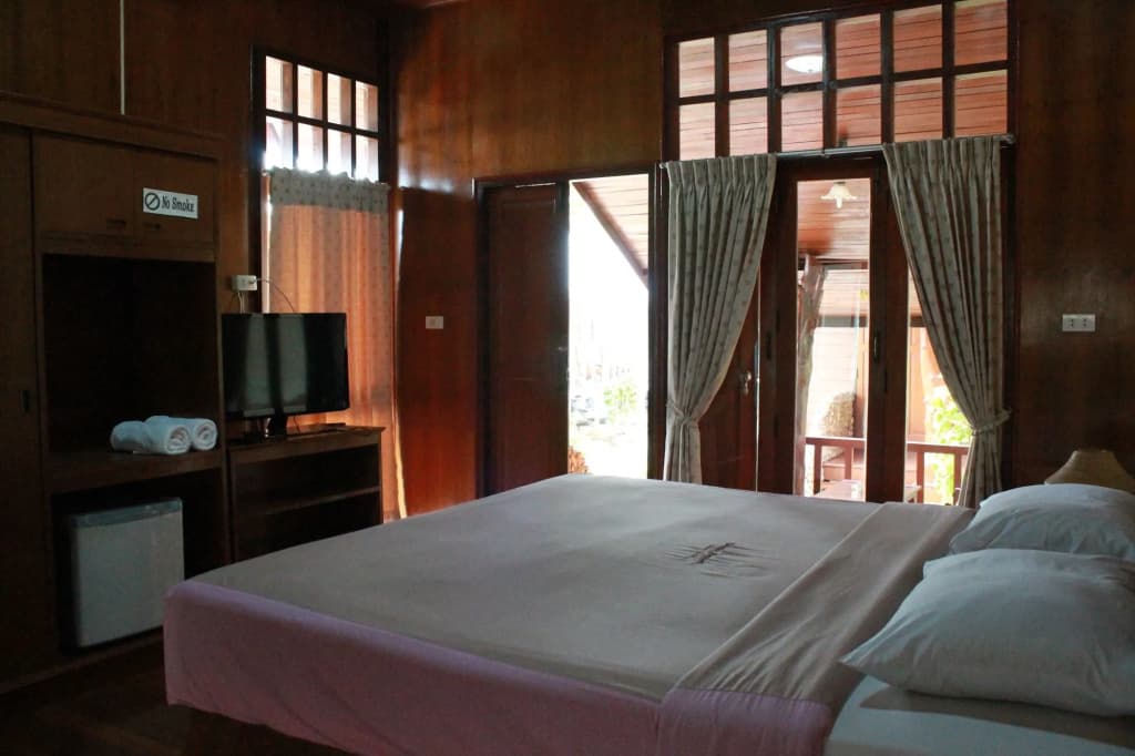 Utopia Resort - photo 2