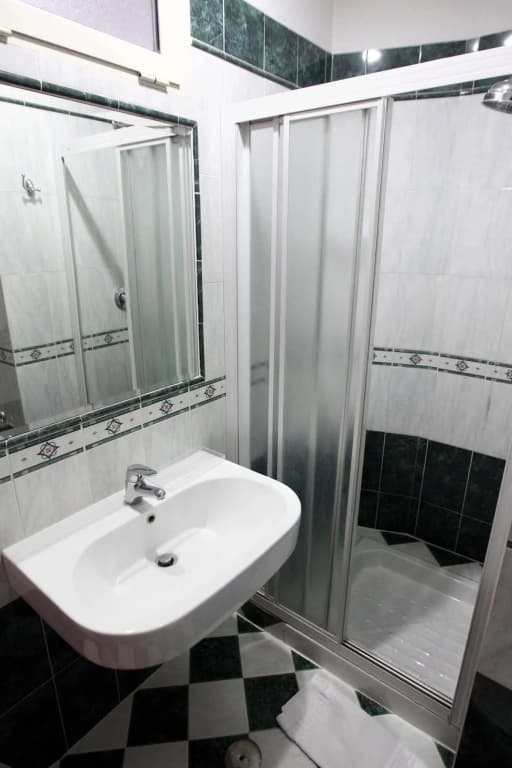 Baltik Guesthouse - photo 9