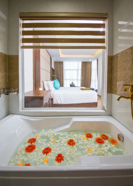 Pariat River Front Hotel - photo 21