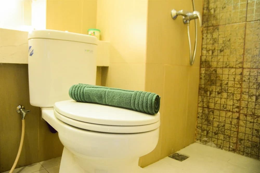 Simply Homey Studio Room at GP Plaza Apartment - photo 6