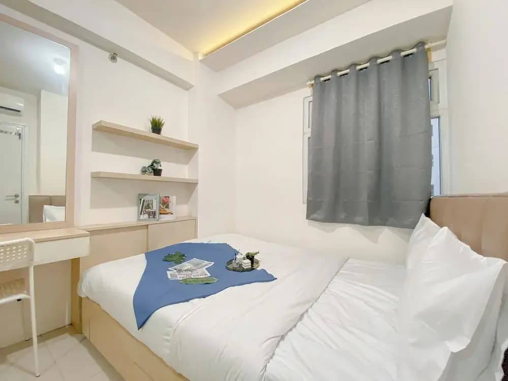 Good Deal and Comfy 2BR Apartment Green Pramuka City - photo 1