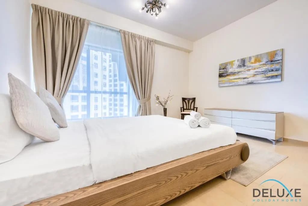 Classy 1BR in Bahar, Jumeirah Beach Residence by Deluxe Holiday Homes - main photo