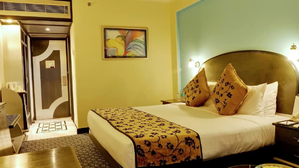 The Suryaa New Delhi - photo 36
