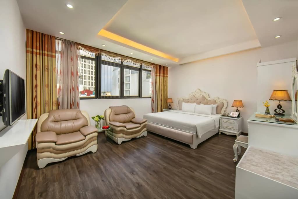 Kingly Hotel - photo 4