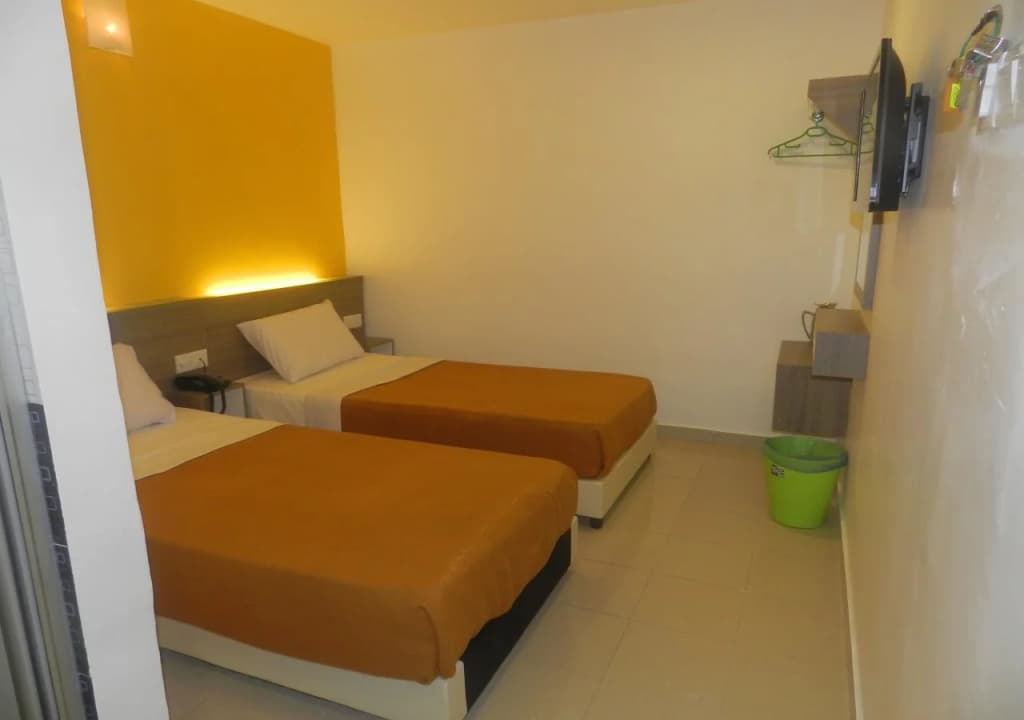 Yellow Mansion Hotel Banda Kaba - photo 5