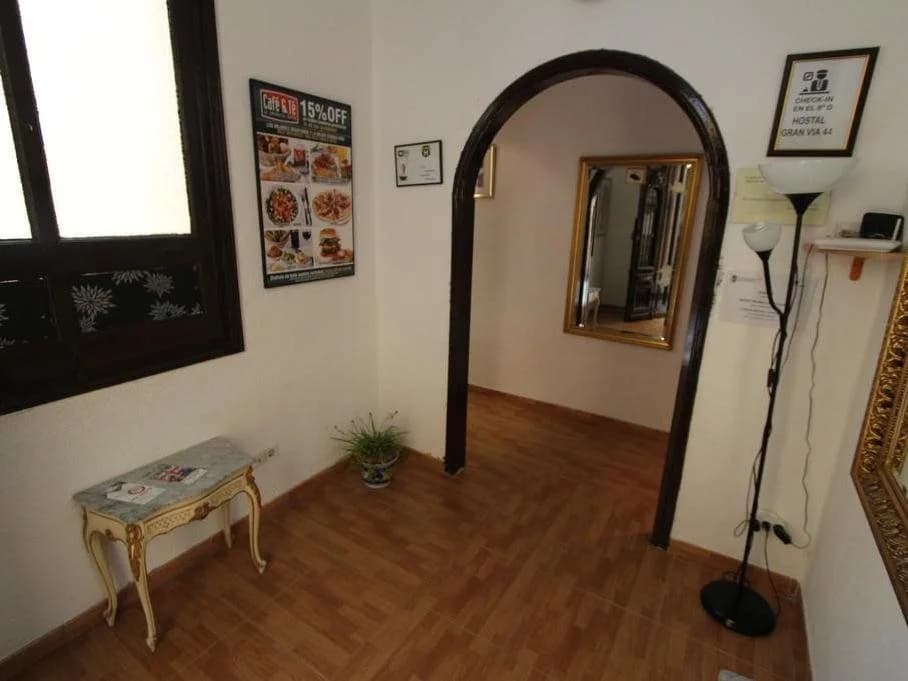 Hostal Helena - photo 8