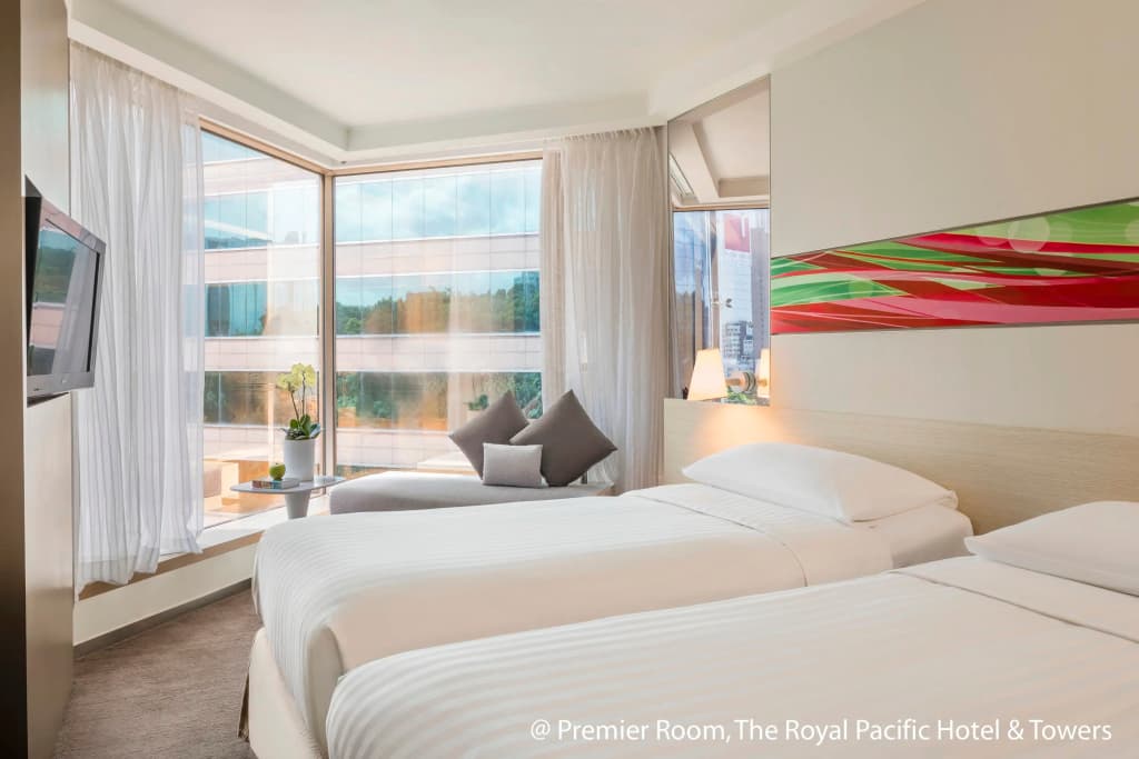 The Royal Pacific Hotel & Towers - photo 15