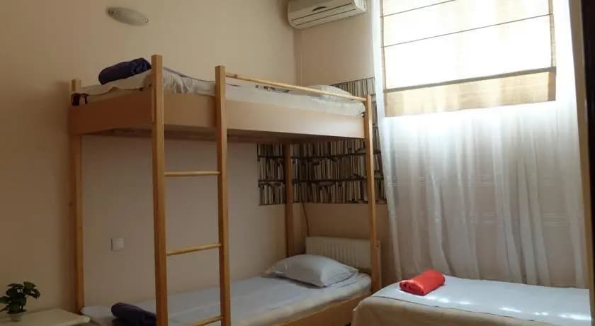 Fox Hostel - photo 4