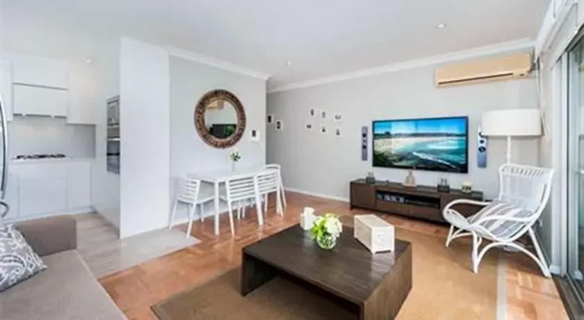 Bondi Beach Executive Penthouse - photo 4