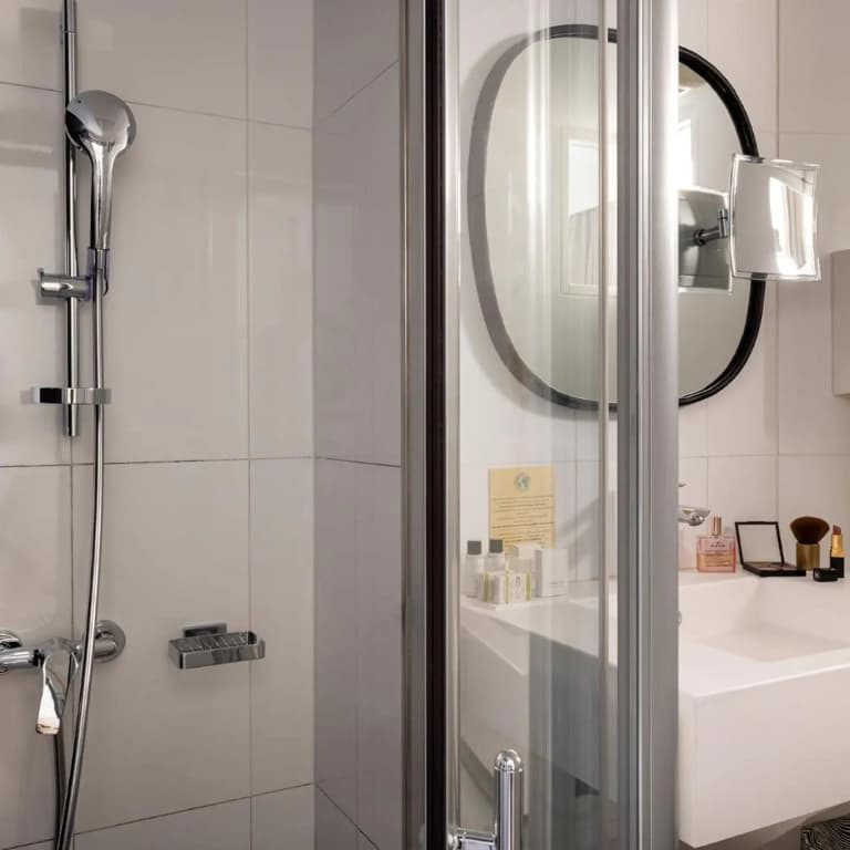 Hotel Bailli de Suffren - photo 22