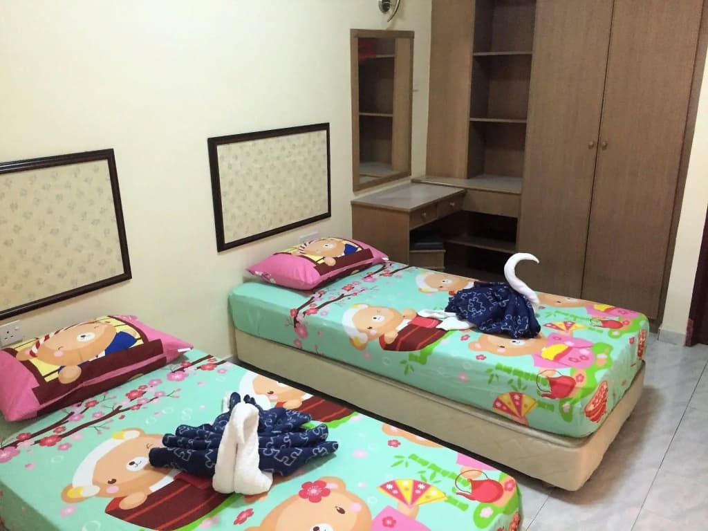 Teluk Batik Holiday Apartment - photo 5