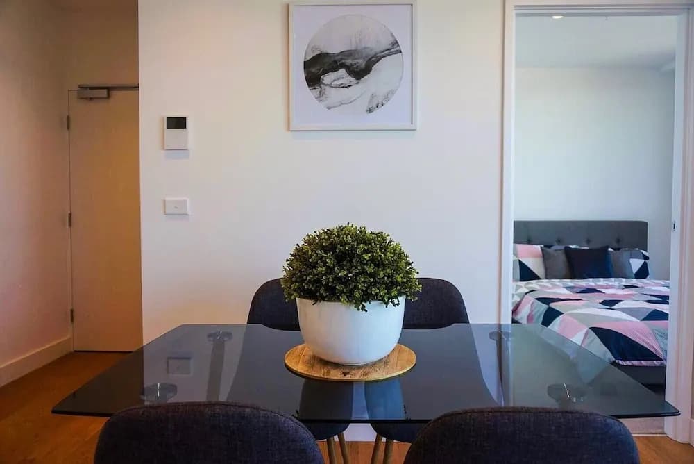 Boxhill Luxury Apartment - photo 3