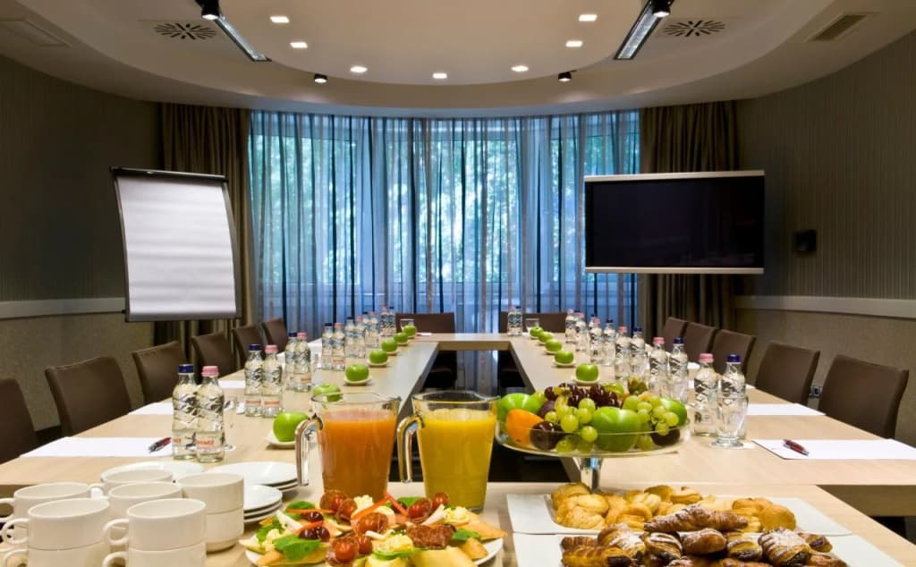 Mamaison Hotel Andrassy Budapest - photo 16