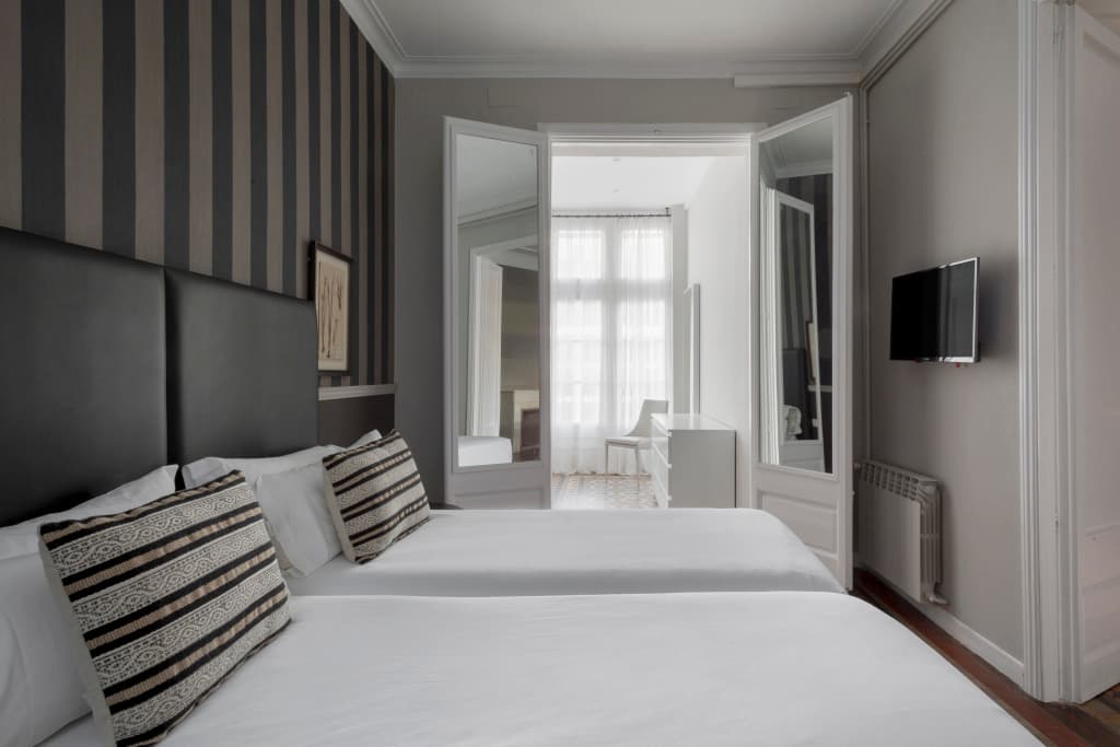 Barcelona Apartment Val - photo 22