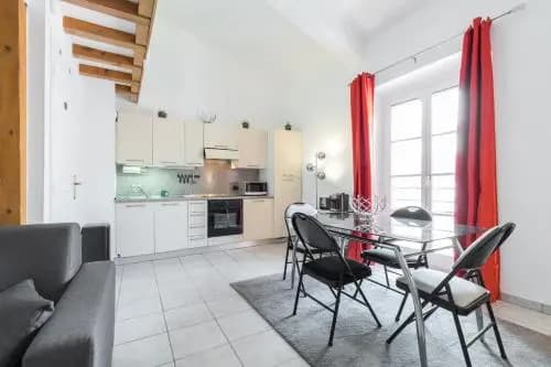 Massena Square - 1 Bdr Duplex With Ac - photo 13