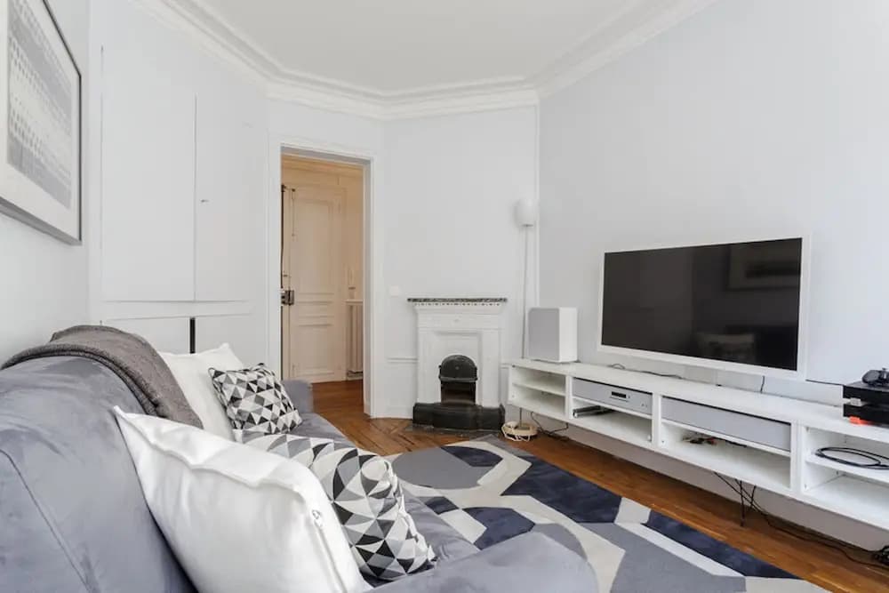 River Seine - Notre Dame Apartment - photo 2