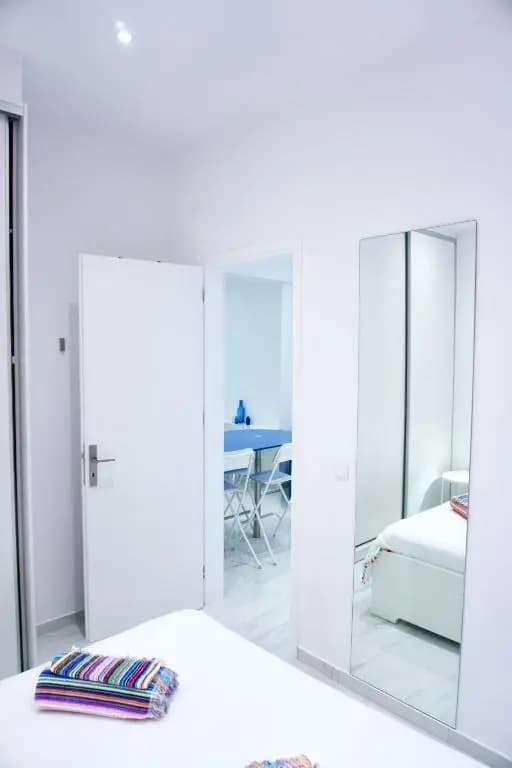 Amazing Modern Central Apt in Athens - photo 1