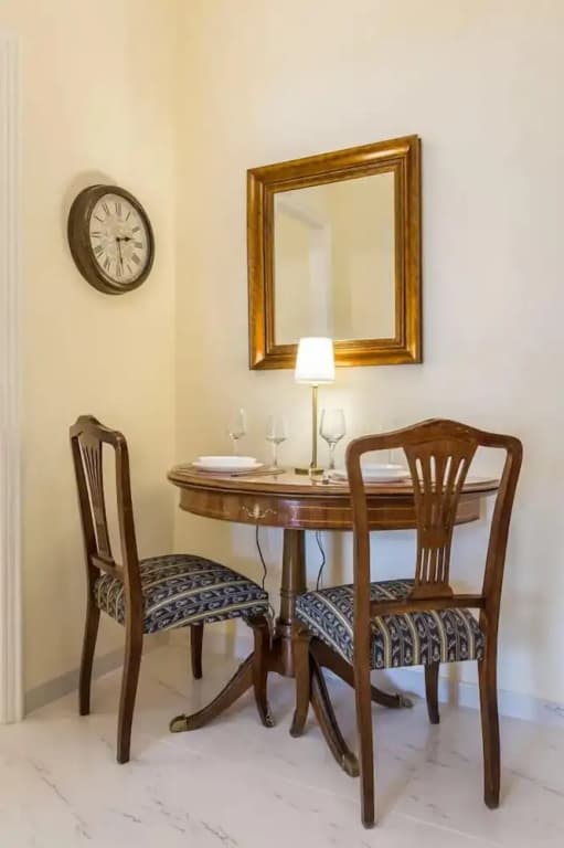 Chic flat in Kolonaki next to American Embassy - photo 13