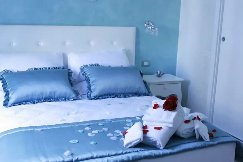 Crystal Rhome Guest House - photo 3