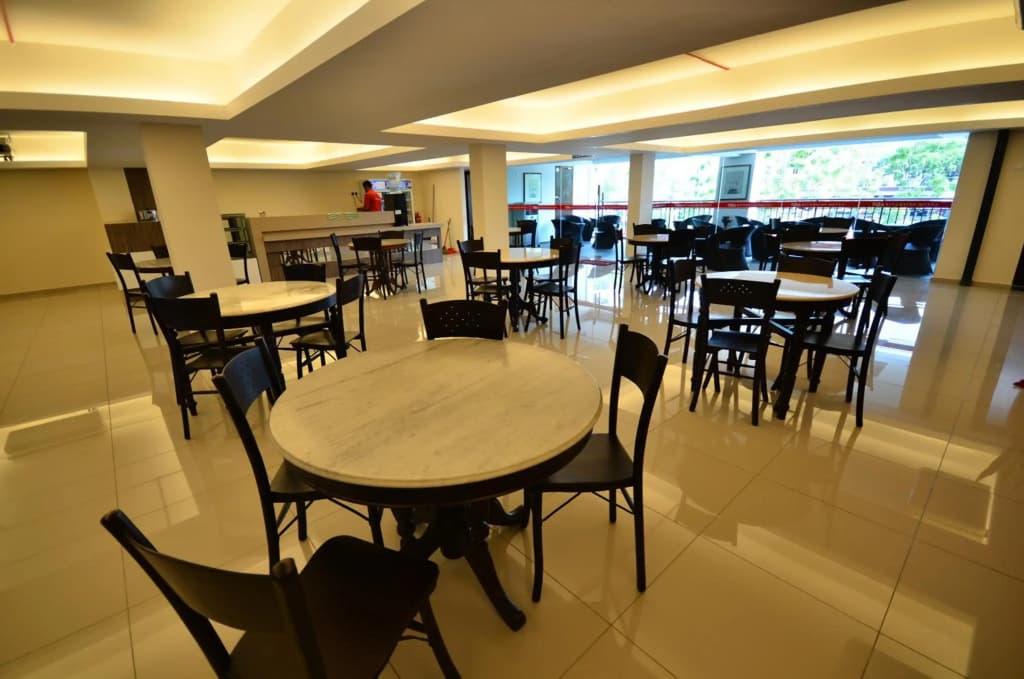906 Riverside Hotel - photo 20