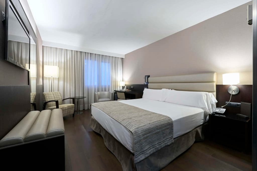 Catalonia Rigoletto Hotel - photo 3