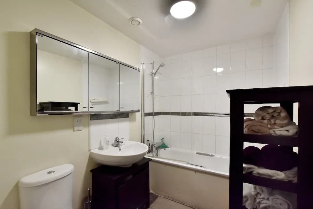 Belgravia Apartments- Wilton Road - photo 5