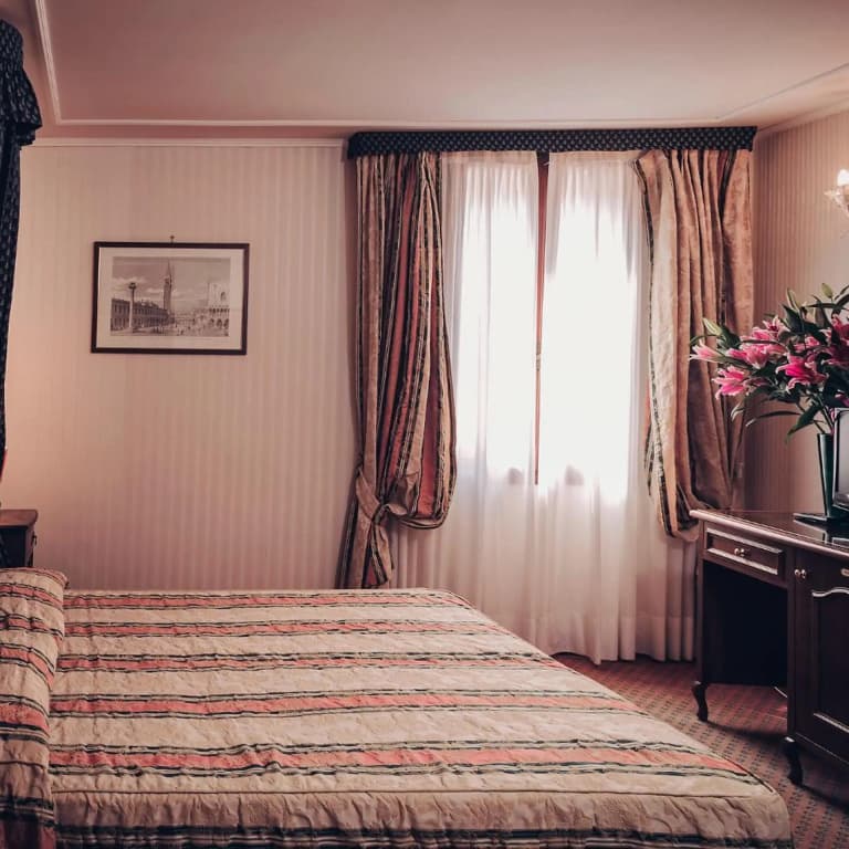 Kette Hotel - photo 32