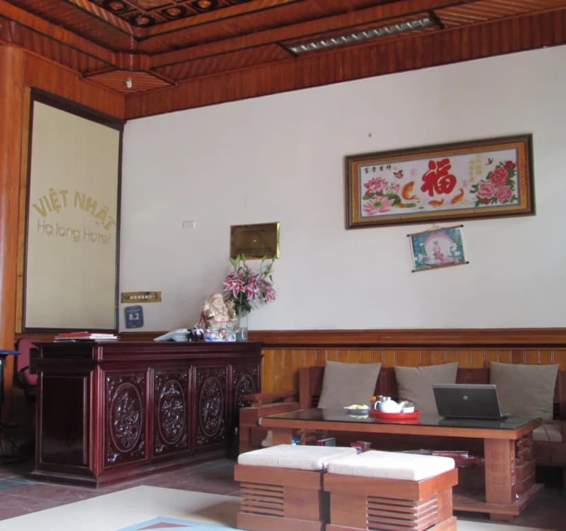 Viet Nhat Halong Hotel - photo 2