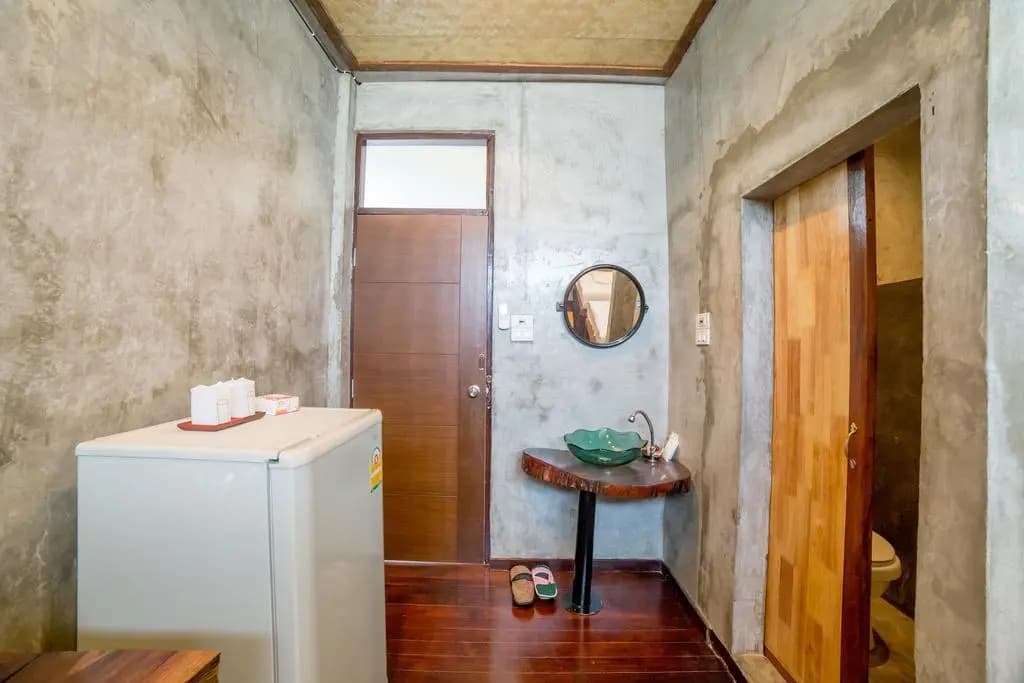YOLO Chic House - photo 22