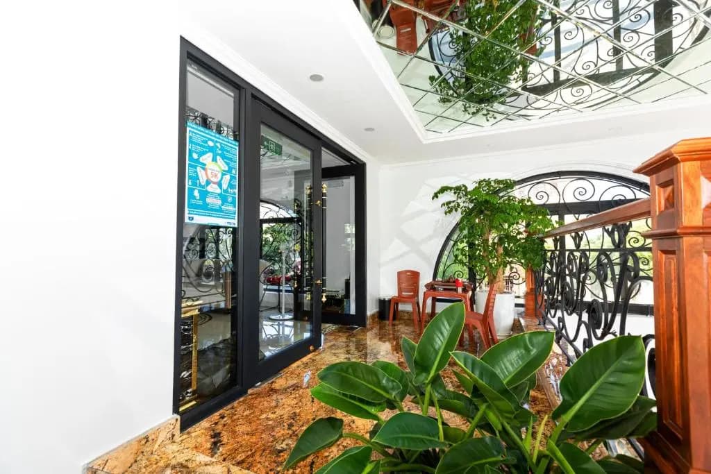 Minh Phong Hotel Ha Long - photo 8