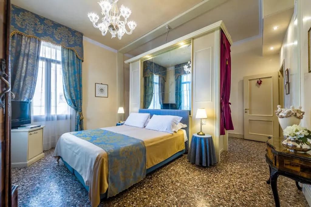 Residence Palazzo Odoni - photo 4